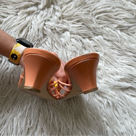 Tod’s Vintage Salmon Leather Brigitte 45mm Strappy Ring Slide Kitten Heel Mule 7 - Picture 5 of 10